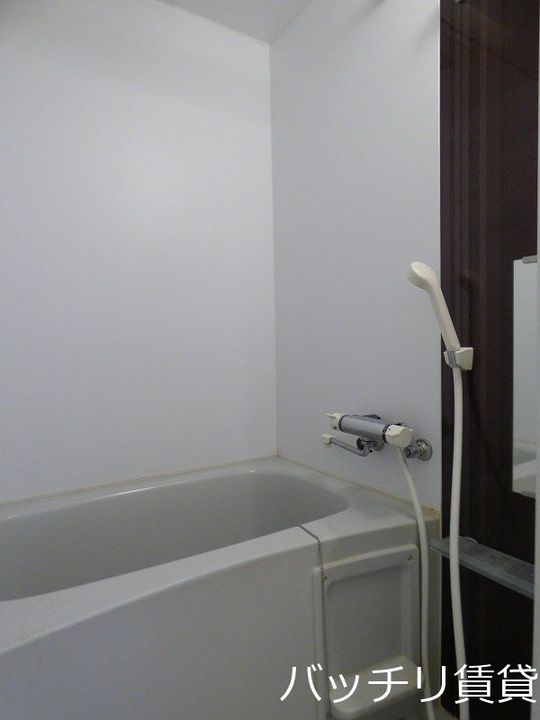 愛知県名古屋市北区杉村1丁目の賃貸アパートの風呂