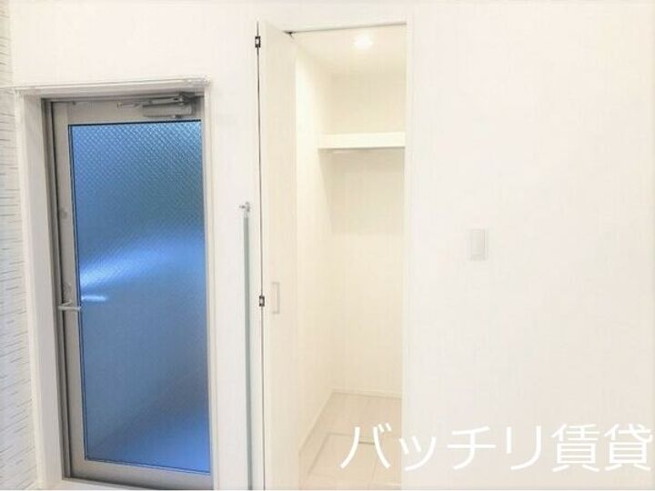 愛知県名古屋市天白区塩釜口2丁目の賃貸アパートの内装