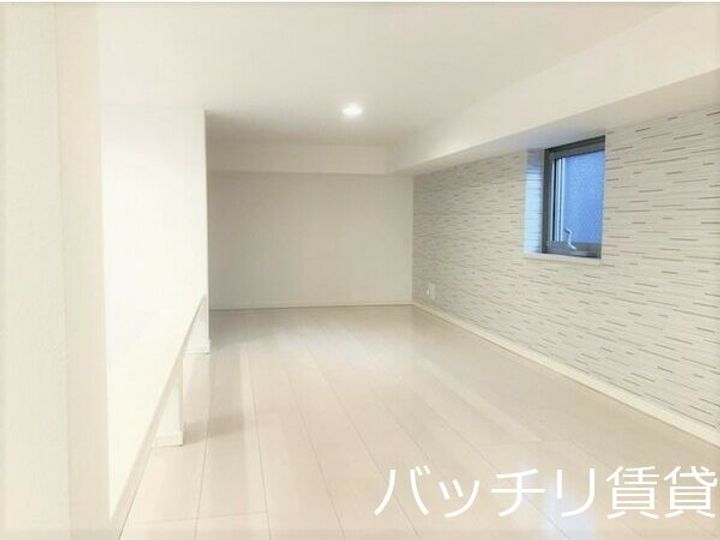 愛知県名古屋市天白区塩釜口2丁目の賃貸アパートの寝室