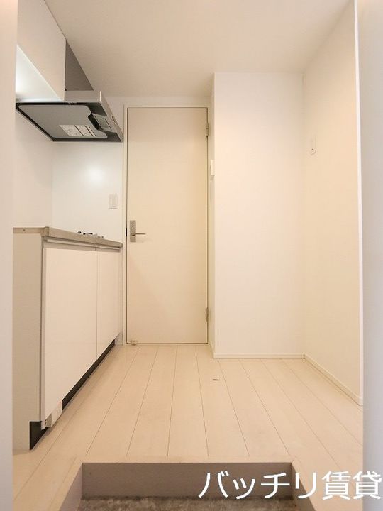 愛知県名古屋市天白区塩釜口2丁目の賃貸アパートの玄関