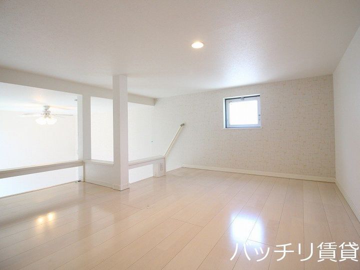 愛知県名古屋市東区筒井3丁目の賃貸アパートの寝室