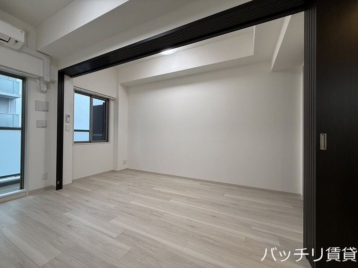 愛知県名古屋市中村区日吉町の賃貸マンションの寝室