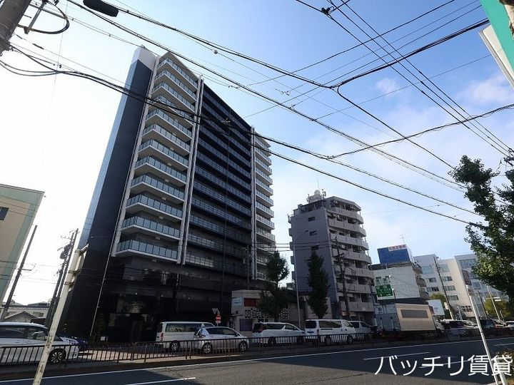 プレサンス太閤通駅前デュプルの外観