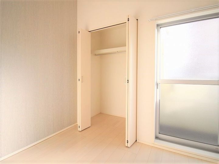 愛知県名古屋市中川区前並町の賃貸アパートの内装