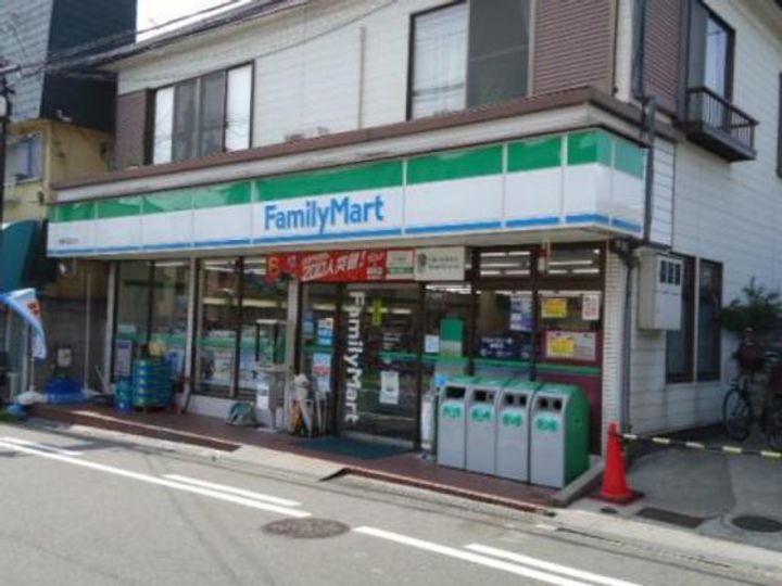 ヴィル ポルトの周辺