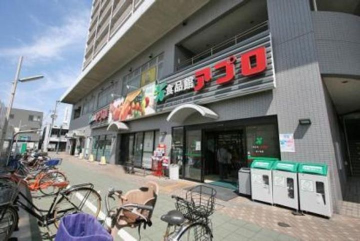 リビングタウン泉大津Bの周辺