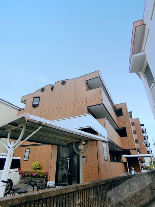 ベル アルモニー1番館の外観