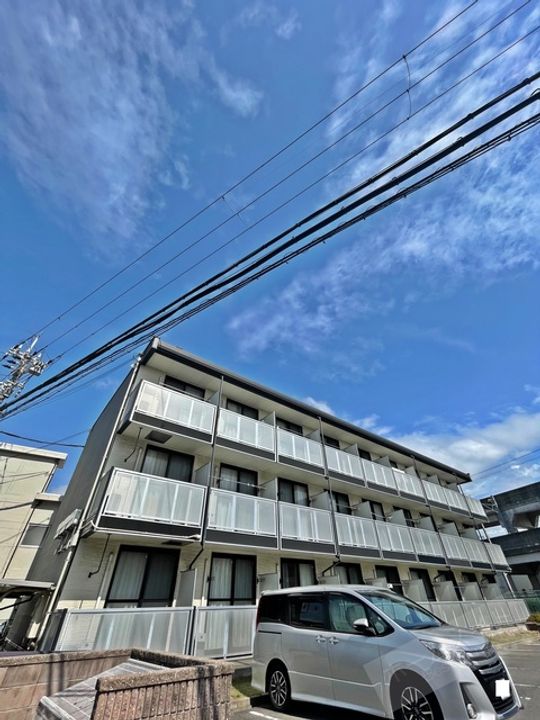 レオパレスファーウッドⅡの外観