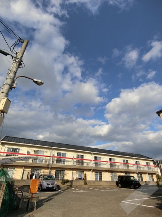 レオパレスSouth Forestの外観