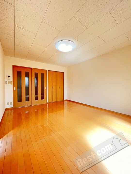 アンプルール クラージュ SHIMADAの内装