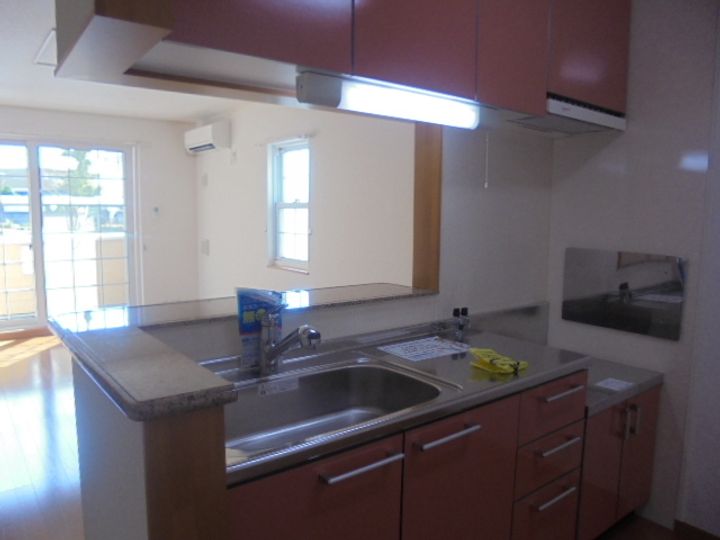 エレガントカーサ B棟のキッチン