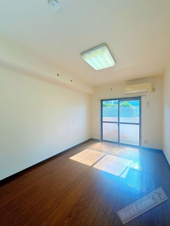 コンフォールの内装