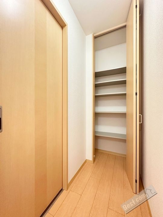 グラントワのその他画像