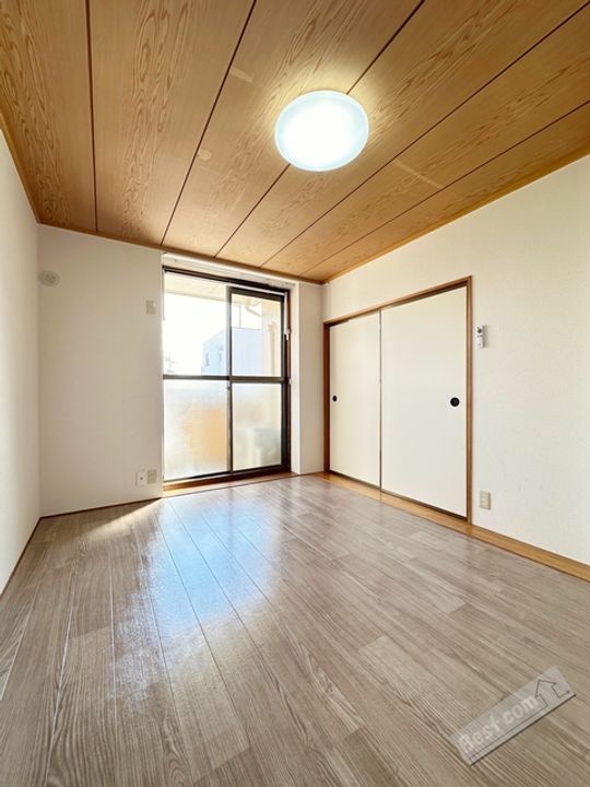 トリヴァン加守田の内装