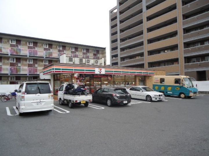 Grandtic Plaisirの周辺