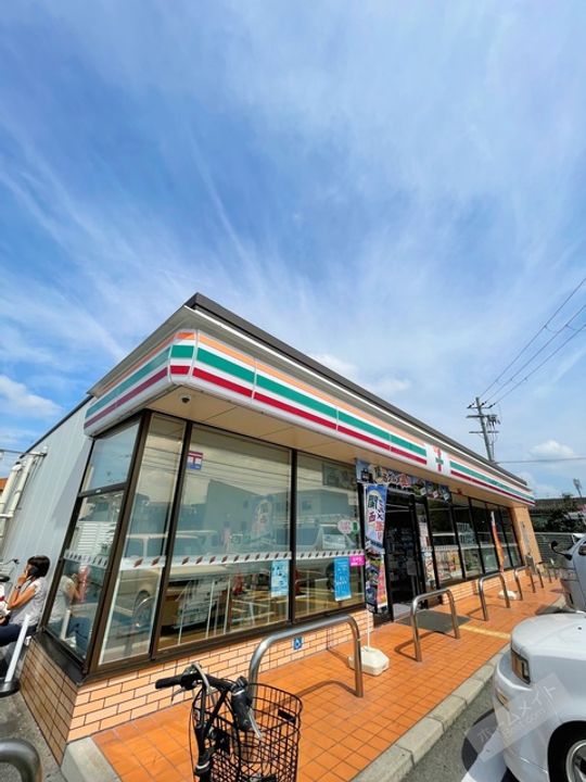 フィアスコート百舌鳥陵南の周辺
