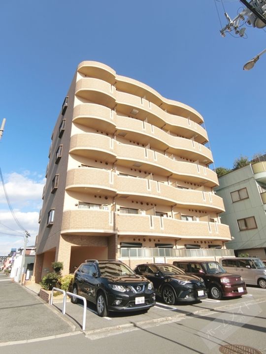エテルノソ−レの外観