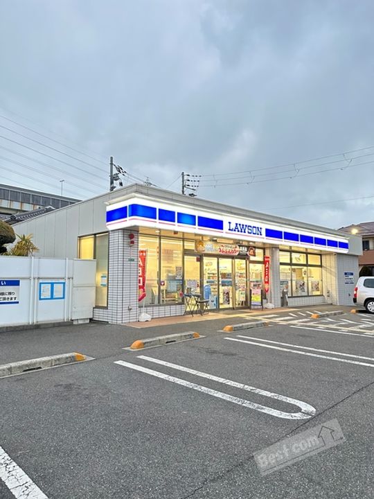 エテルノソ−レの周辺