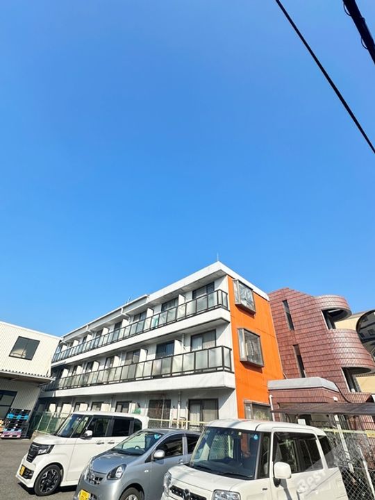 ユニコーン82西野307の外観