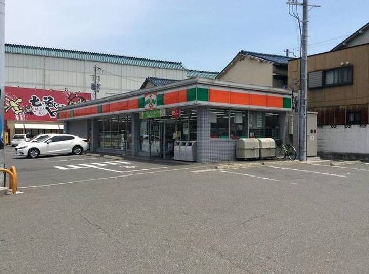 カーサ 彦の周辺