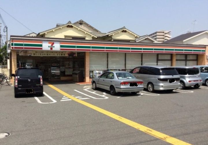 ドゥーロ北長尾108の周辺