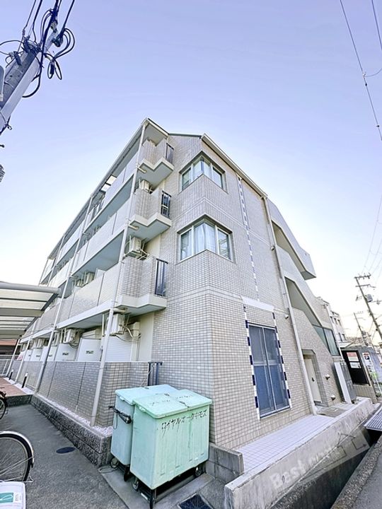 ロイヤルオーク中百舌鳥の外観