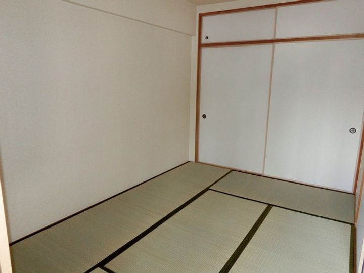 ホルティ上野芝の内装