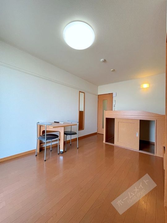 レオパレステイルザウエスト119の内装