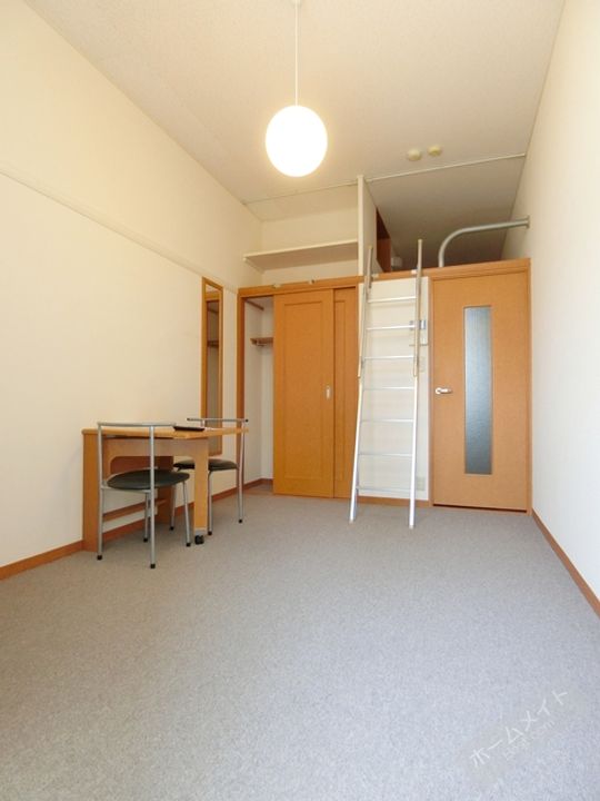 レオパレス浅香山の内装