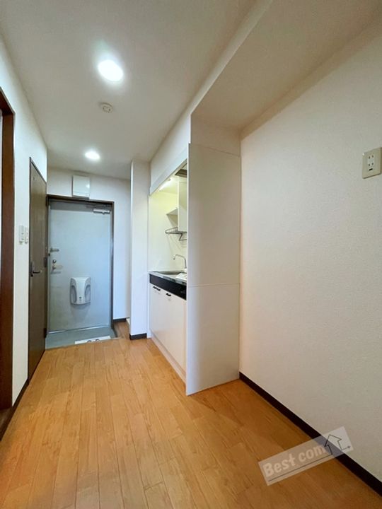 ピュール絆101の玄関