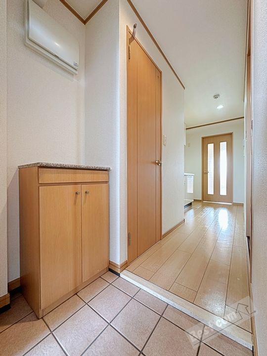 エテルノソ−レの玄関