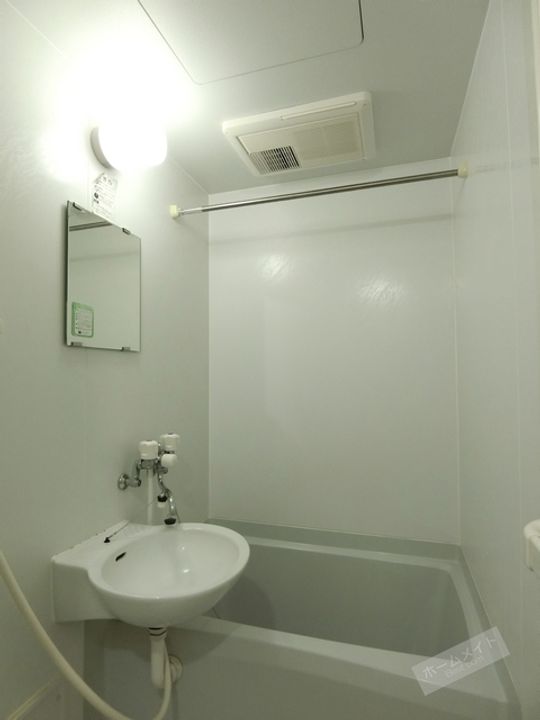 レオパレスサンシャイン陵南108の風呂