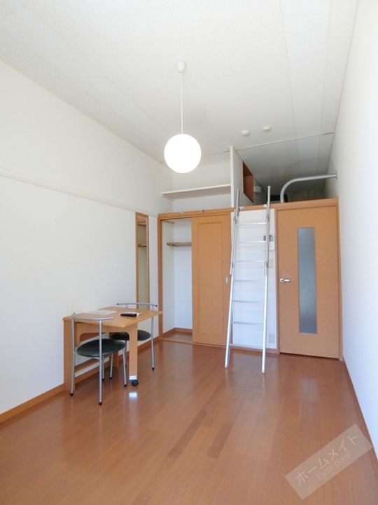 レオパレスSERAPHの内装