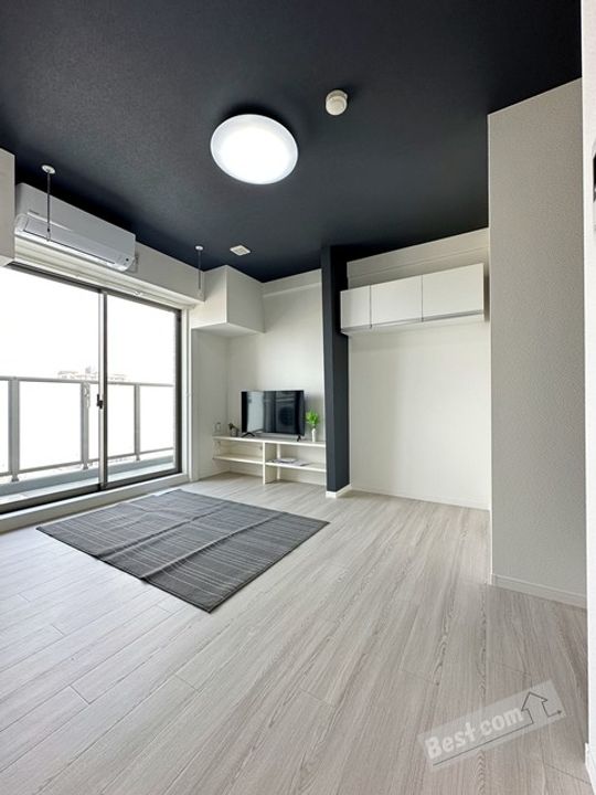 エヌエムキャトフヴァン3FAの内装