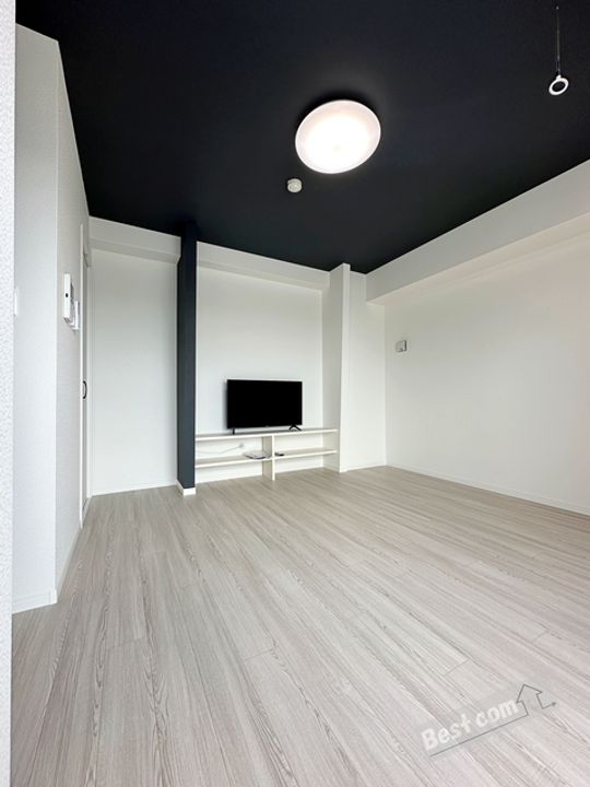 エヌエムキャトフヴァン4FFの内装