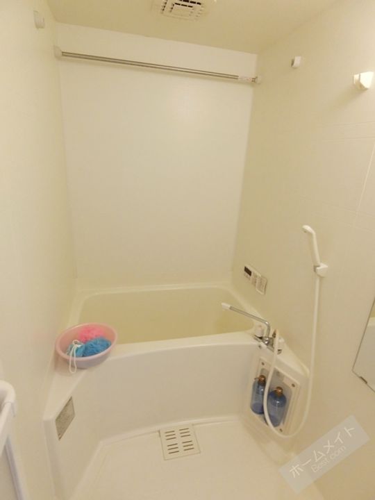 エル・セレーノ香ヶ丘C103の風呂