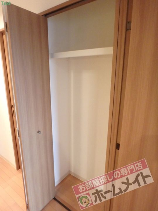 Reis Handlerのその他画像