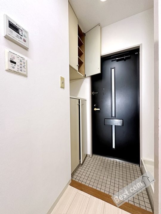IBC白鷺203の玄関