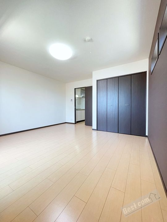 フジパレス イーレの内装