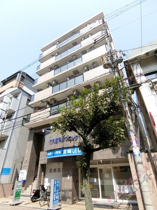 ジュネスコートの外観