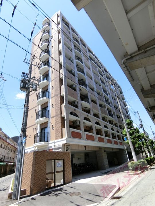 Luxe田辺911の外観