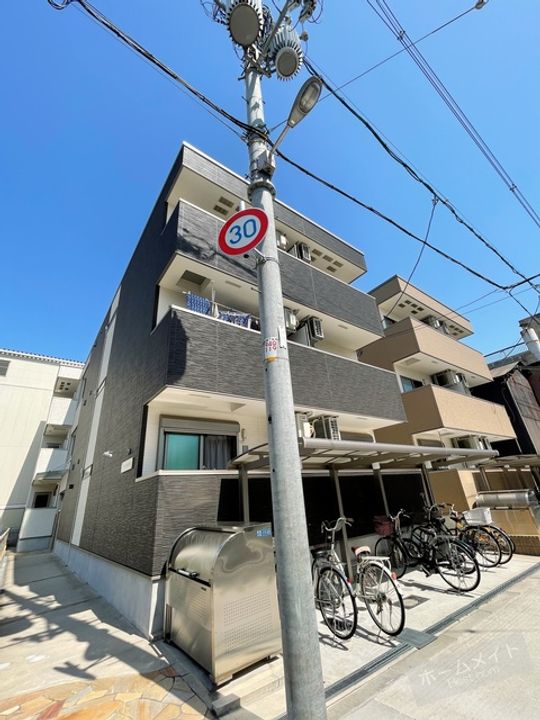 フジパレス湯里Ⅰ番館の外観