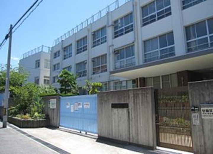 ZioⅧ清水丘の周辺