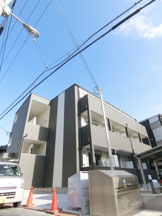 エステイトE長吉川辺の外観