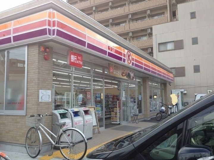 フォレスタ育和の周辺