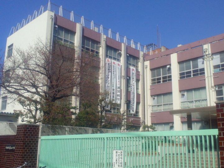 Clashist墨江の周辺