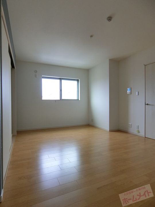 アルヴィータ鷹合の内装