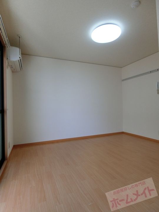 テイク・フィールドの内装