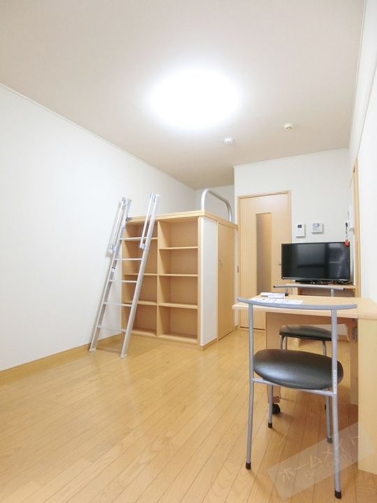 レオパレス夢眠舎202の内装