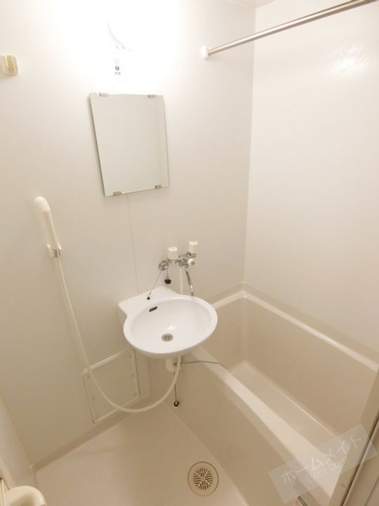 レオパレス夢眠舎の風呂